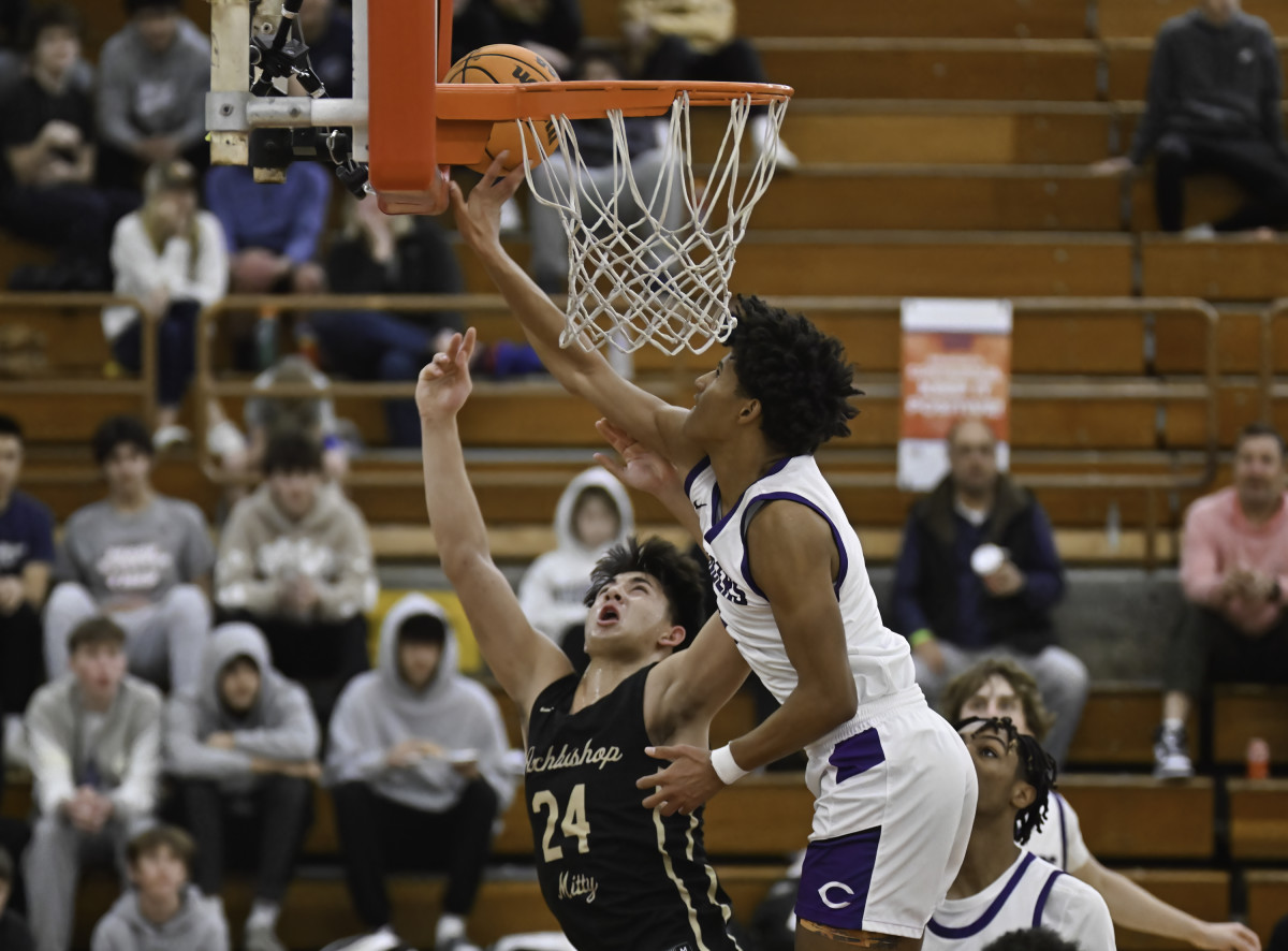 Archbishop Mitty vs Carlsbad Torrey Pines Holiday Classic December 29, 2023 Photo-Justin Fine78